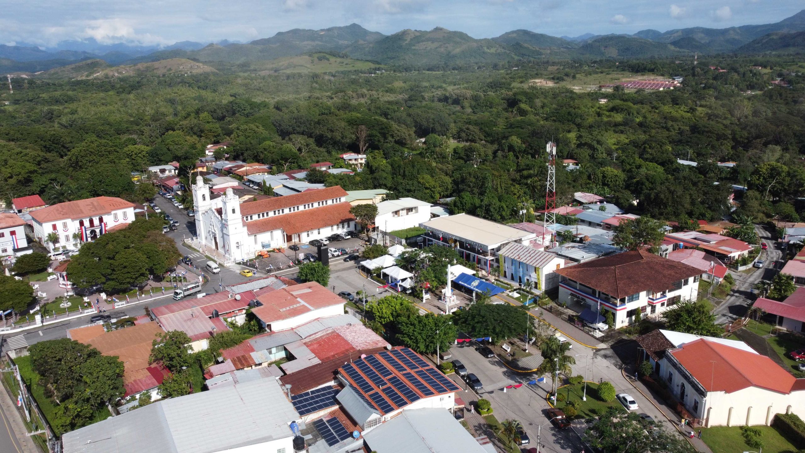 Opinión de Centro de Llantas Los Gomeritos | Penonomé 1 Opinión Centro de Llantas Los Gomeritos | Penonomé, Calidad y Precio