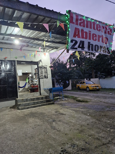 Llanteria Los Pits 24