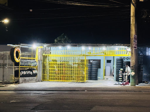 Llantería El Nica #3