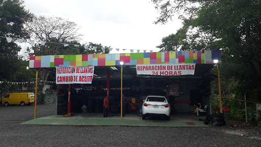 Servicar - Taller - Llantero - LavaAuto